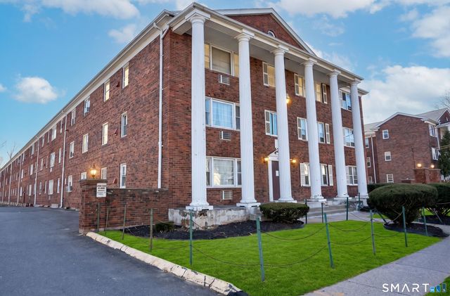 509 Burnside Avenue B5, East Hartford, CT 06108