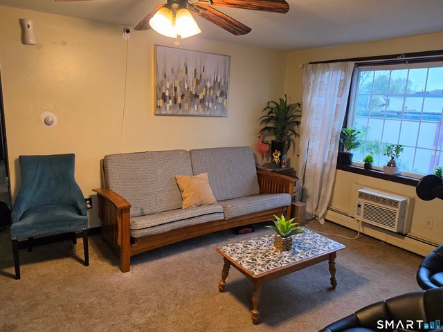 509 Burnside Avenue B5, East Hartford, CT 06108