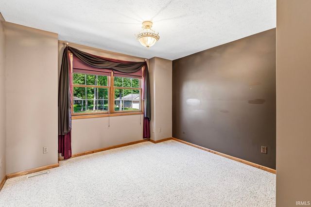 53308 Beech Grove Drive, Bristol, IN 46507