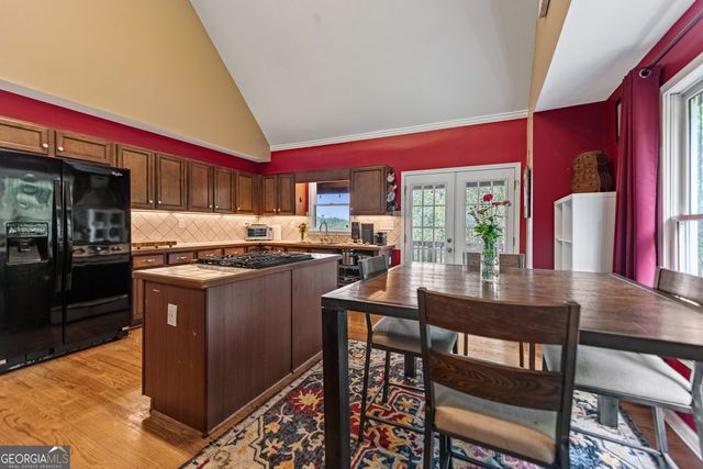 132 New Berry Street, Ellijay, GA 30540
