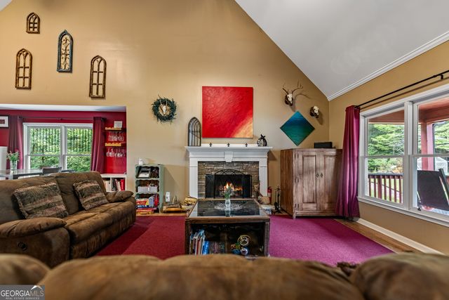 132 New Berry Street, Ellijay, GA 30540