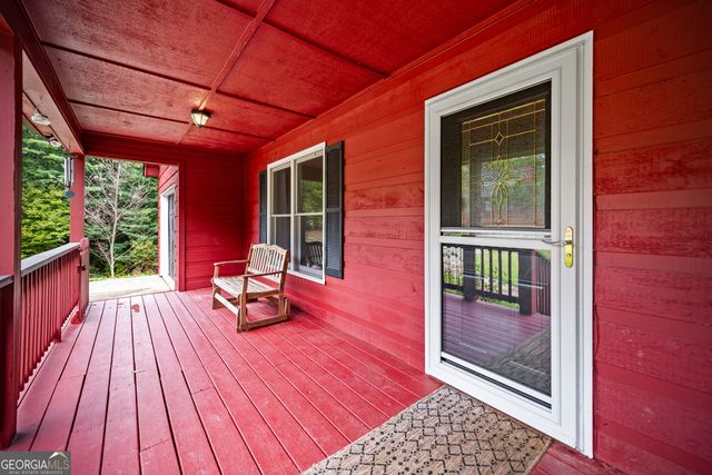 132 New Berry Street, Ellijay, GA 30540