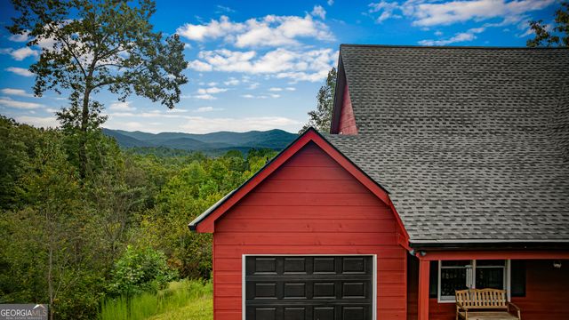 132 New Berry Street, Ellijay, GA 30540