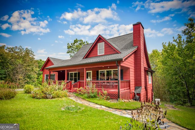 132 New Berry Street, Ellijay, GA 30540