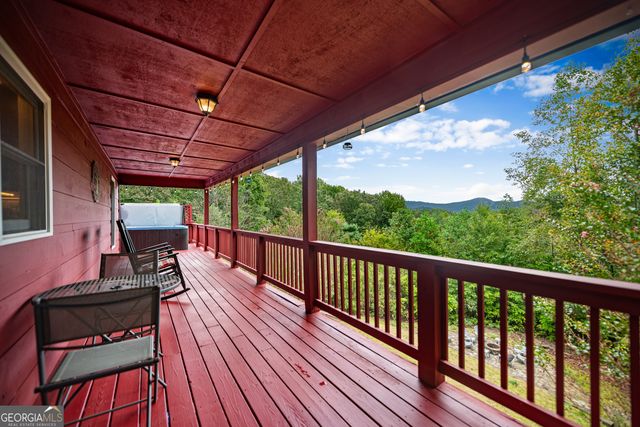 132 New Berry Street, Ellijay, GA 30540