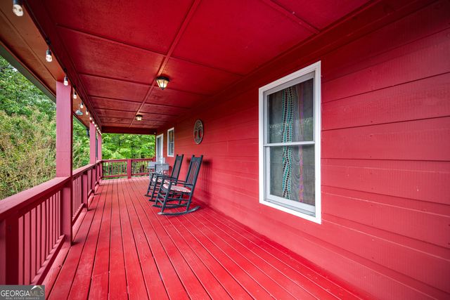 132 New Berry Street, Ellijay, GA 30540