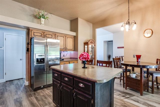 805 Old Bugle Road, Edmond, OK 73003