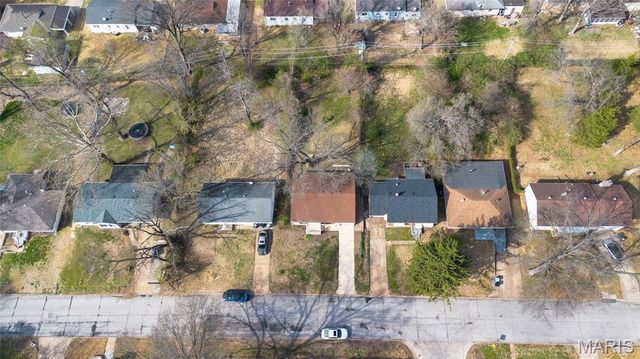 919 Robert Avenue, St Louis, MO 63135