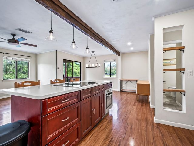 1337 Airport Dr Apt G5, Tallahassee, FL 32304