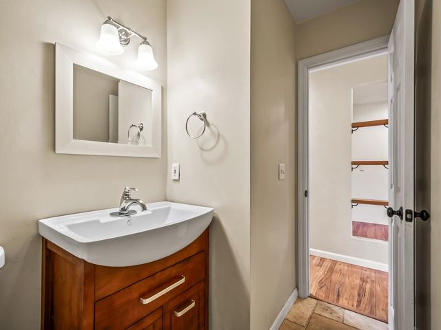 1337 Airport Dr Apt G5, Tallahassee, FL 32304