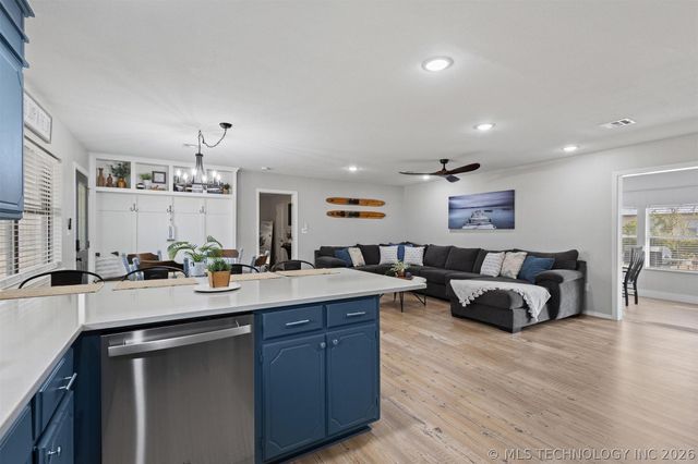 3966 Ski Line Drive, Kingston, OK 73439