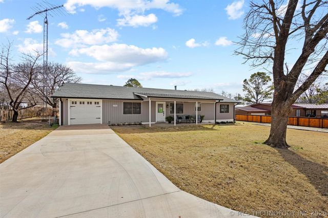 3966 Ski Line Drive, Kingston, OK 73439