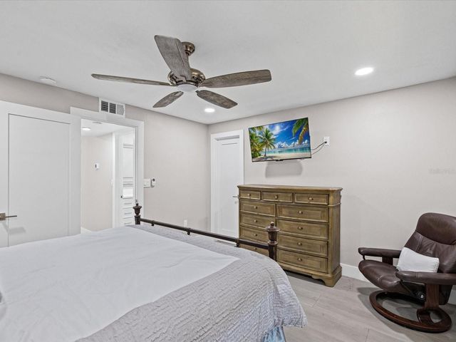 4335 AEGEAN DRIVE 128A, Tampa, FL 33611