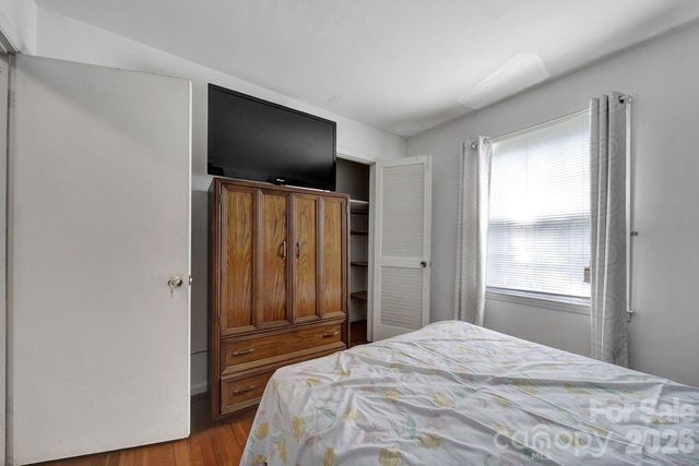 6010 Red Carriage Lane, Charlotte, NC 28212