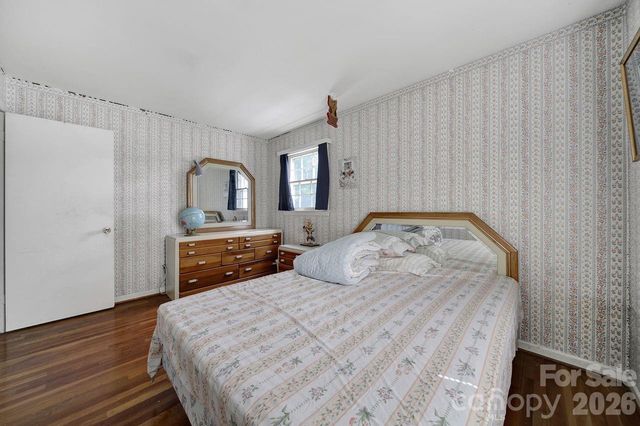 6010 Red Carriage Lane, Charlotte, NC 28212