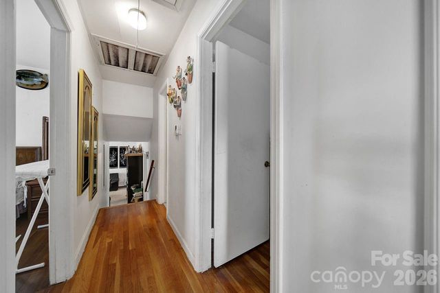 6010 Red Carriage Lane, Charlotte, NC 28212