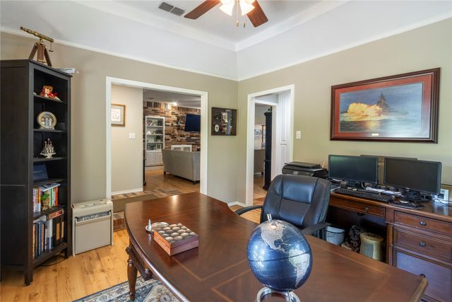8929 Crosswind Drive, Fort Worth, TX 76179