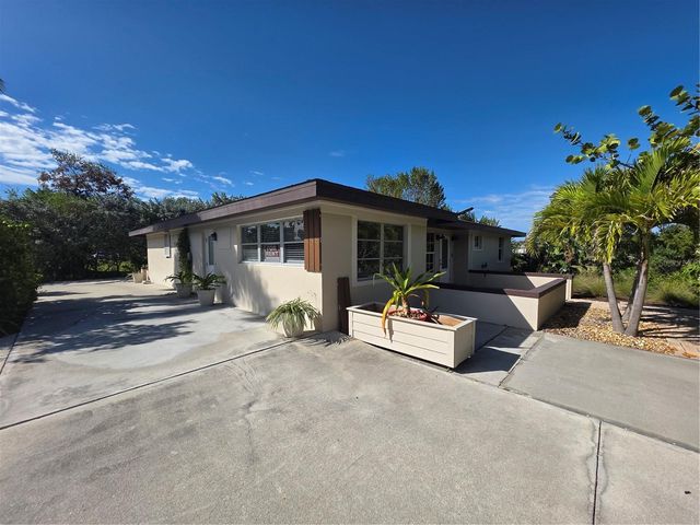 725 PATTY AVENUE, Punta Gorda, FL 33950