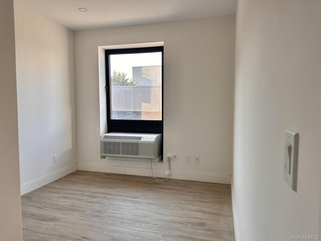 362 W MERRICK Road 107, Valley Stream, NY 11580