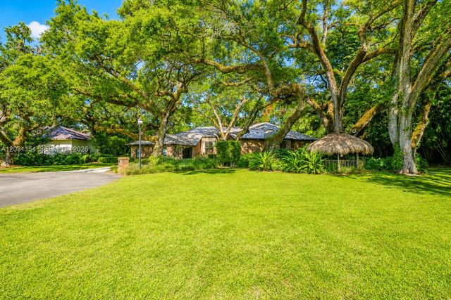 5440 Shady Oak Ln, Dania Beach, FL 33312