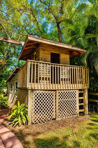 5440 Shady Oak Ln, Dania Beach, FL 33312