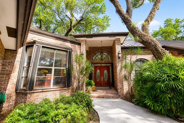 5440 Shady Oak Ln, Dania Beach, FL 33312