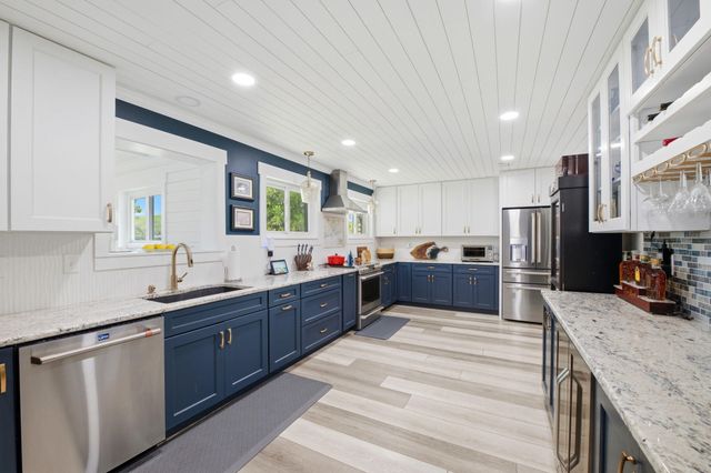 6770 Tom King Bayou Road, Navarre, FL 32566