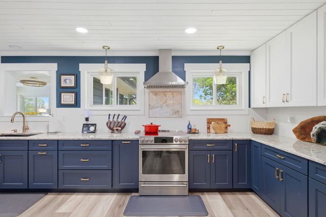 6770 Tom King Bayou Road, Navarre, FL 32566