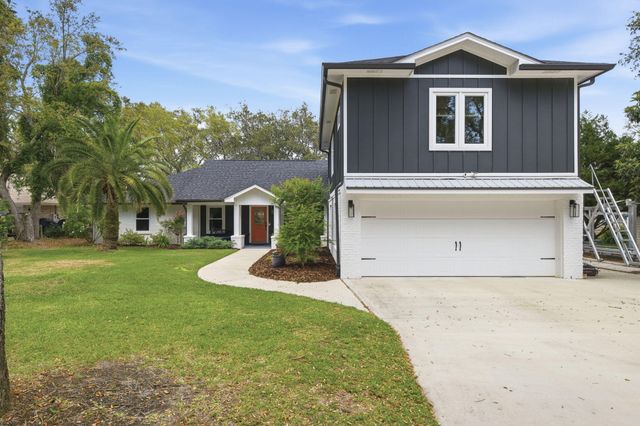 6770 Tom King Bayou Road, Navarre, FL 32566