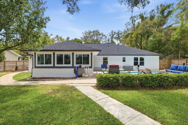 6770 Tom King Bayou Road, Navarre, FL 32566