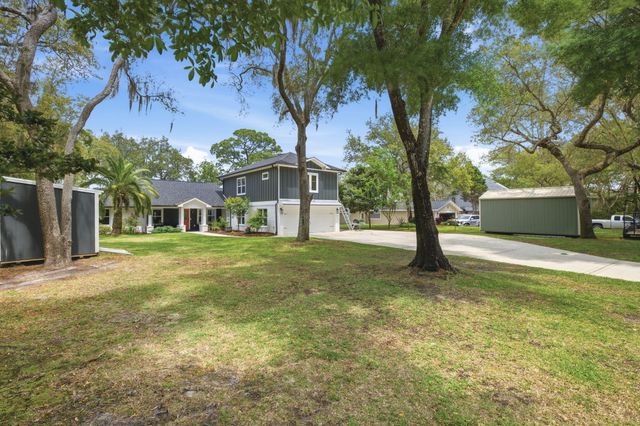 6770 Tom King Bayou Road, Navarre, FL 32566