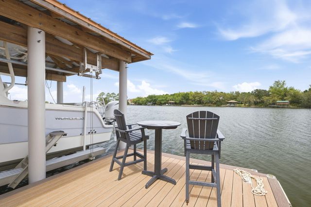 6770 Tom King Bayou Road, Navarre, FL 32566