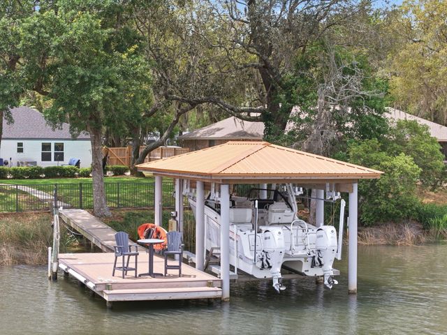 6770 Tom King Bayou Road, Navarre, FL 32566
