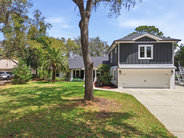 6770 Tom King Bayou Road, Navarre, FL 32566