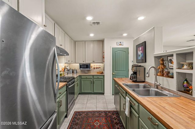 8580 W Amazilia Place, Tucson, AZ 85757