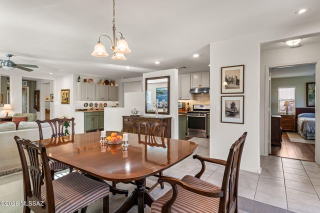 8580 W Amazilia Place, Tucson, AZ 85757