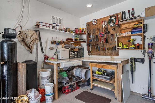 8580 W Amazilia Place, Tucson, AZ 85757