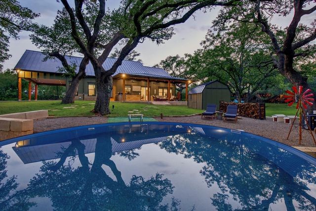 2001 Granite Cv., Kingsland, TX 78639