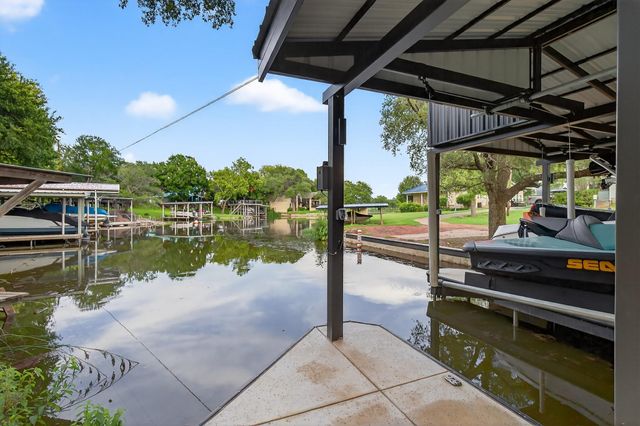 2001 Granite Cv., Kingsland, TX 78639