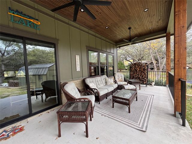 2001 Granite Cv., Kingsland, TX 78639