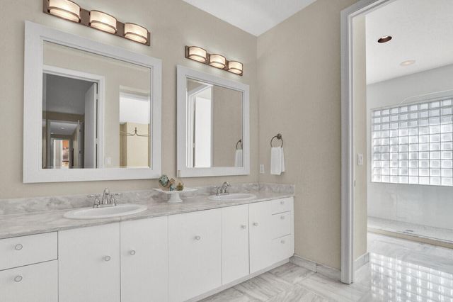 208 Turnberry Court S, Atlantis, FL 33462