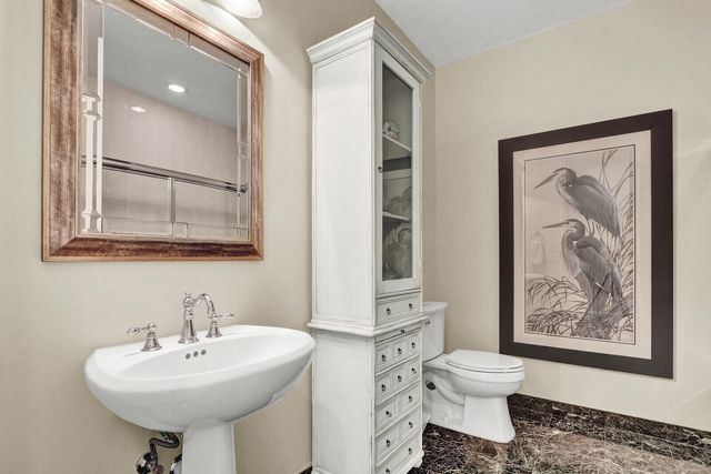 208 Turnberry Court S, Atlantis, FL 33462