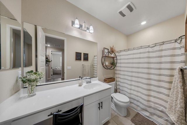 2531 Latour Ct, Turlock, CA 95382