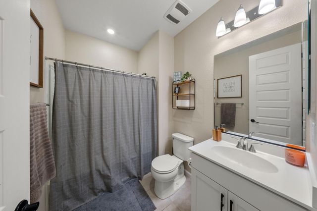 2531 Latour Ct, Turlock, CA 95382