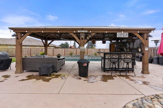 2531 Latour Ct, Turlock, CA 95382