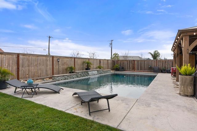 2531 Latour Ct, Turlock, CA 95382