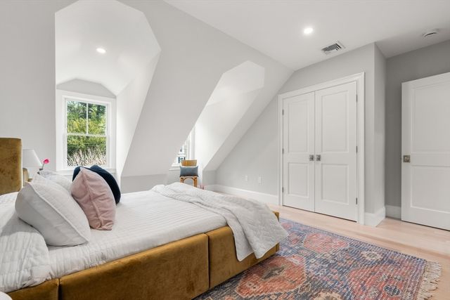 6 Revolutionary, Lexington, MA 02421