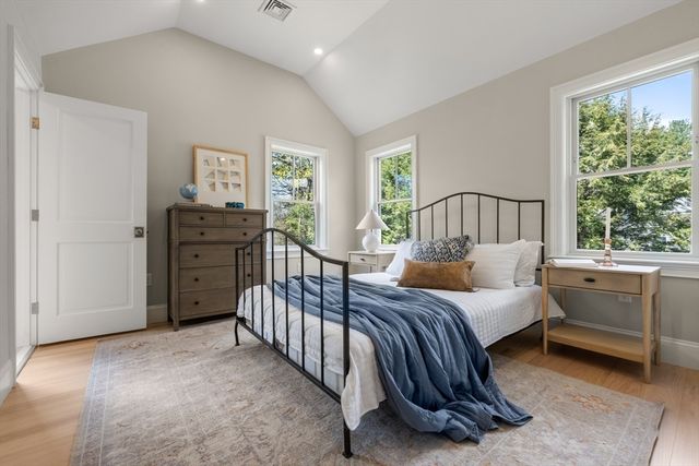 6 Revolutionary, Lexington, MA 02421