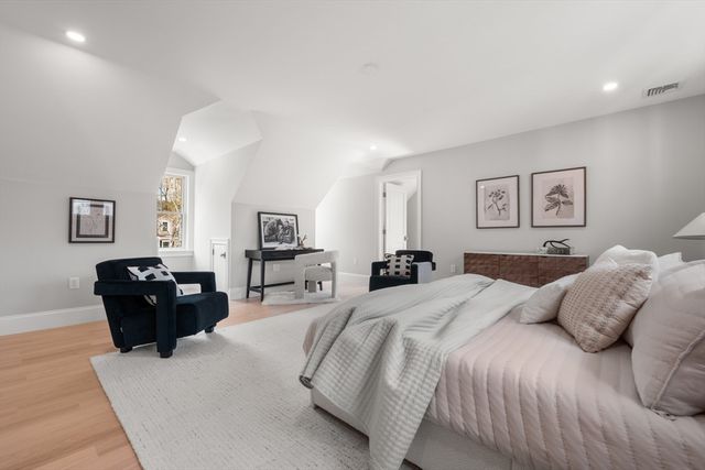 6 Revolutionary, Lexington, MA 02421