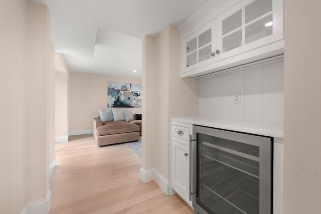 6 Revolutionary, Lexington, MA 02421